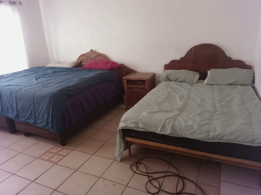 5 Bedroom Property for Sale in Oos Einde North West